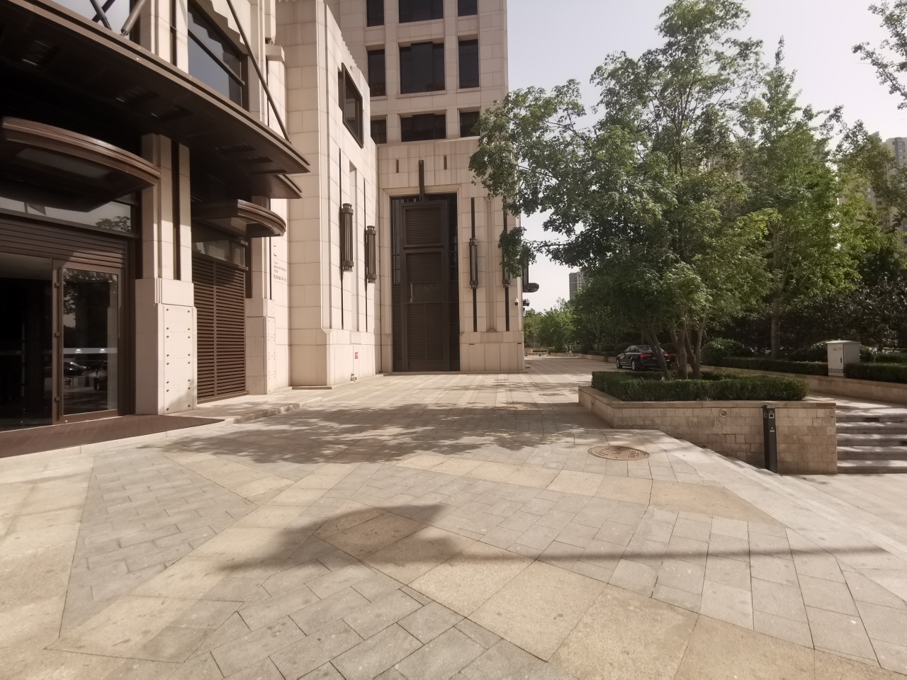 东湖国际中心入口